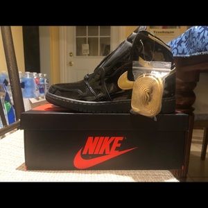 Air Jordan 1 Metallic Gold Gs